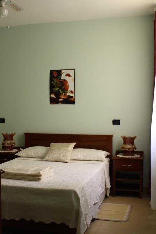 Residencial La Marea B&B Tarrafal Таррафал Экстерьер фото